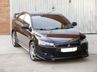 Lancer 10 ( X )