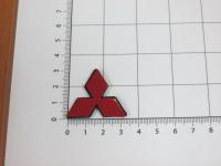 Эмблема шильдик логотип Mitsubishi красный на багажник, решетку 34x30 мм 
