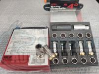 Гайки Racing composite R40 стальные M12 секретки