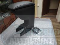 Подлокотник на Renault Duster 2010-2014 г с подстаканником