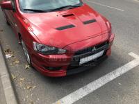 Средняя вставка между клыков губа Mitsubishi Lancer 10 2007-2011 дорестайлинг