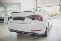 Спойлер лип на багажник M4 стиль на Skoda Superb (B8) 2015-2022 черный глянец