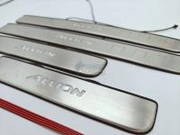 Светодиодные накладки на пороги Toyota Allion 2001-2015
