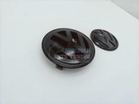 Комплект эмблем Volkswagen Golf V 2003-2007 150 мм и 110 мм (2 шт) решетка и багажник черный глянец 1K5853600