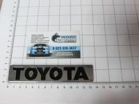 Эмблема шильдик на багажник Toyota хром 133*25 мм